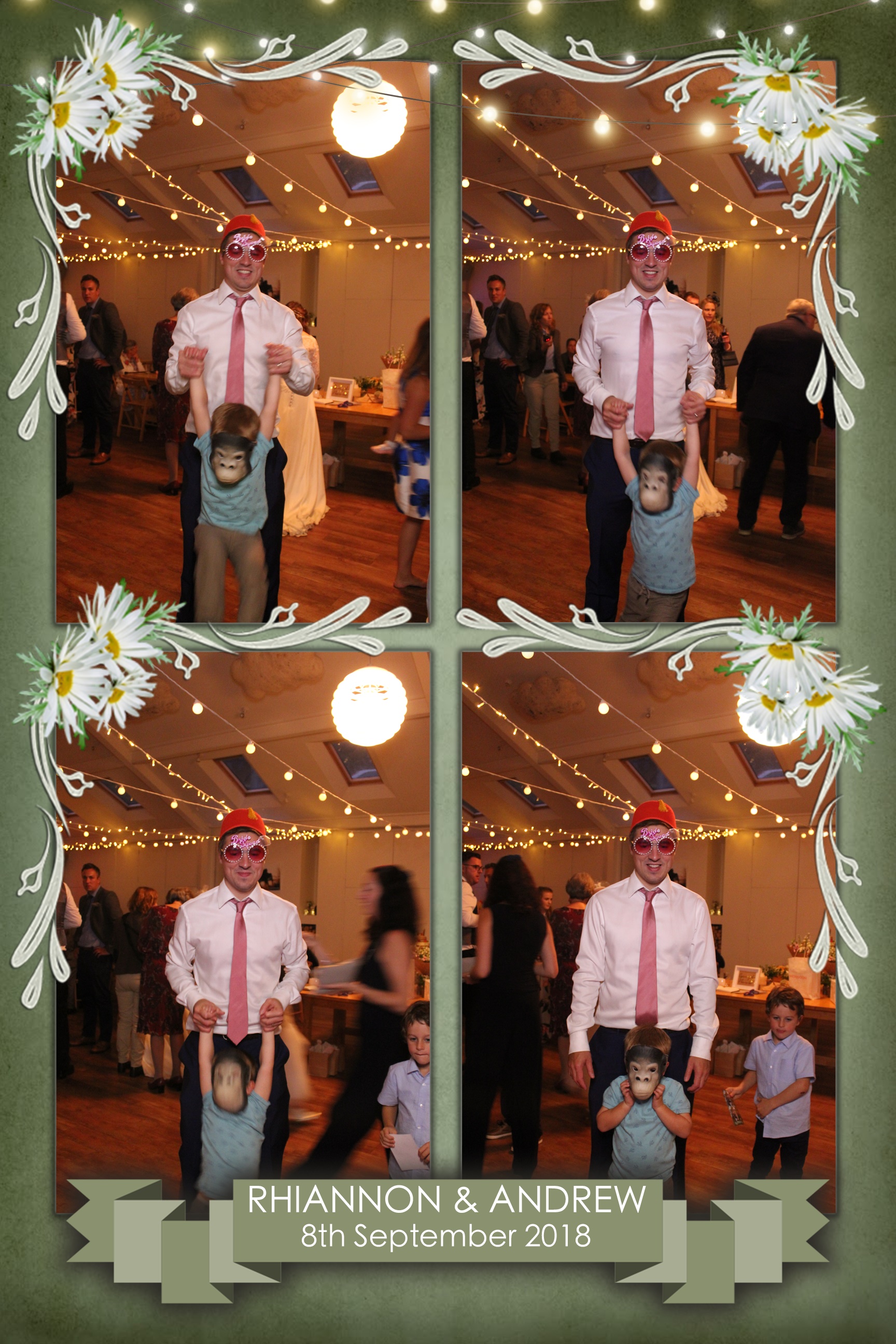 Rhiannon & Andrew's Wedding | View more photos from the event at images.mobile-photo-booth.com/u/MobilePhotoBoothUK/Rhiannon-Andrews-Wedding